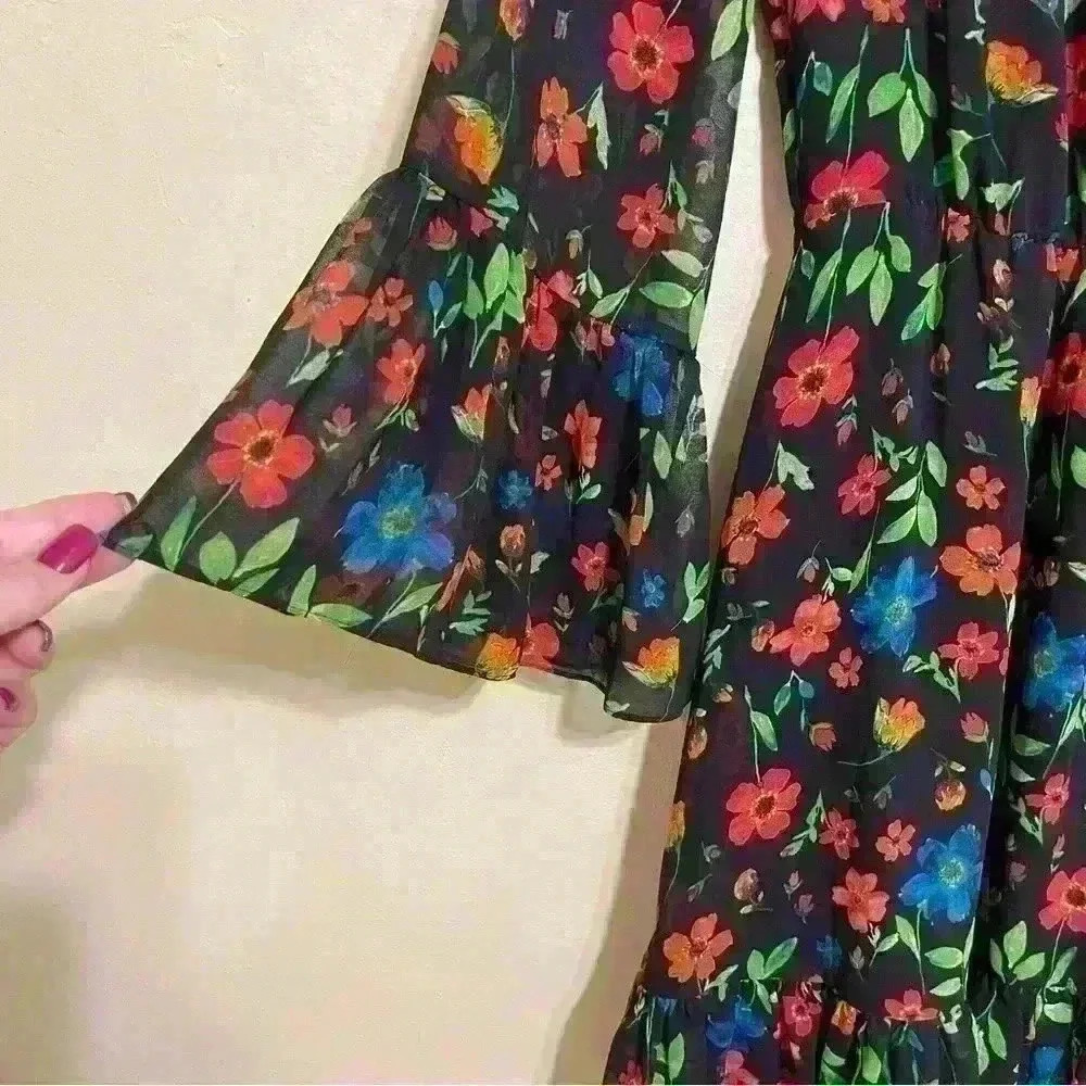 Calvin Klein Ruffle Bell Sleeve Floral Print Front Tie Dress Women Size 4 Spring - Picture 4 of 12